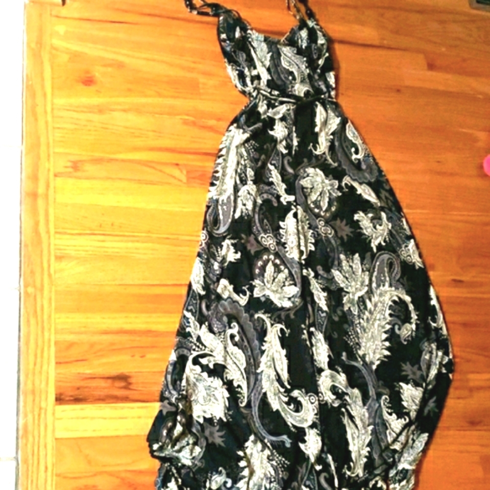 Paisley maxi summer dress black grey Small..New no tag